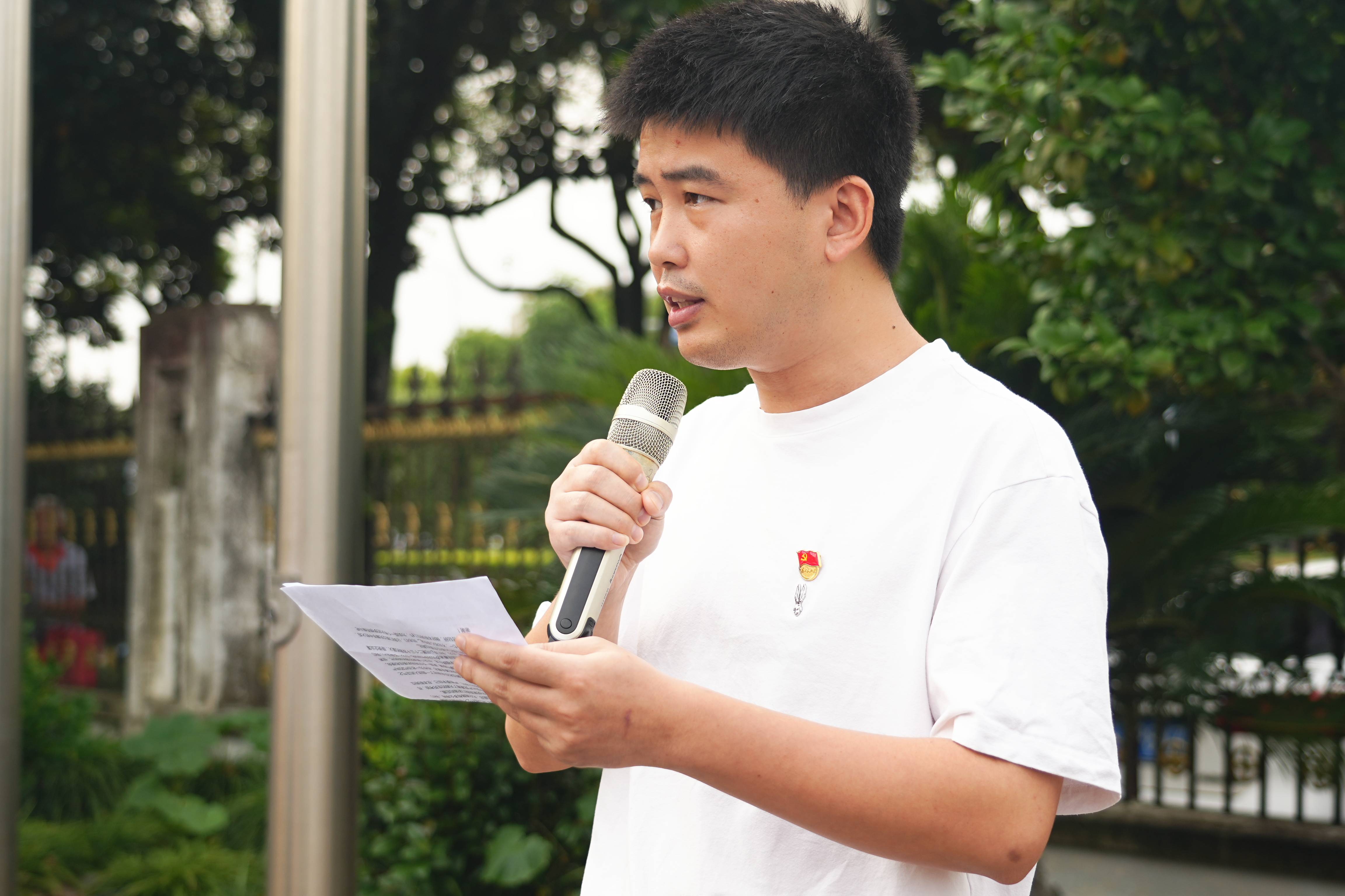 弘揚(yáng)愛國主義精神，音王慶賀黨的生日