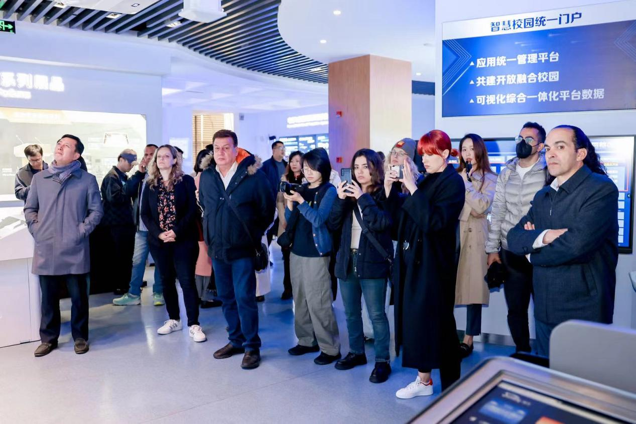 外媒記者紛紛點贊！“機遇中國·濱海寧波”全球傳播行動采訪團正式到訪音王