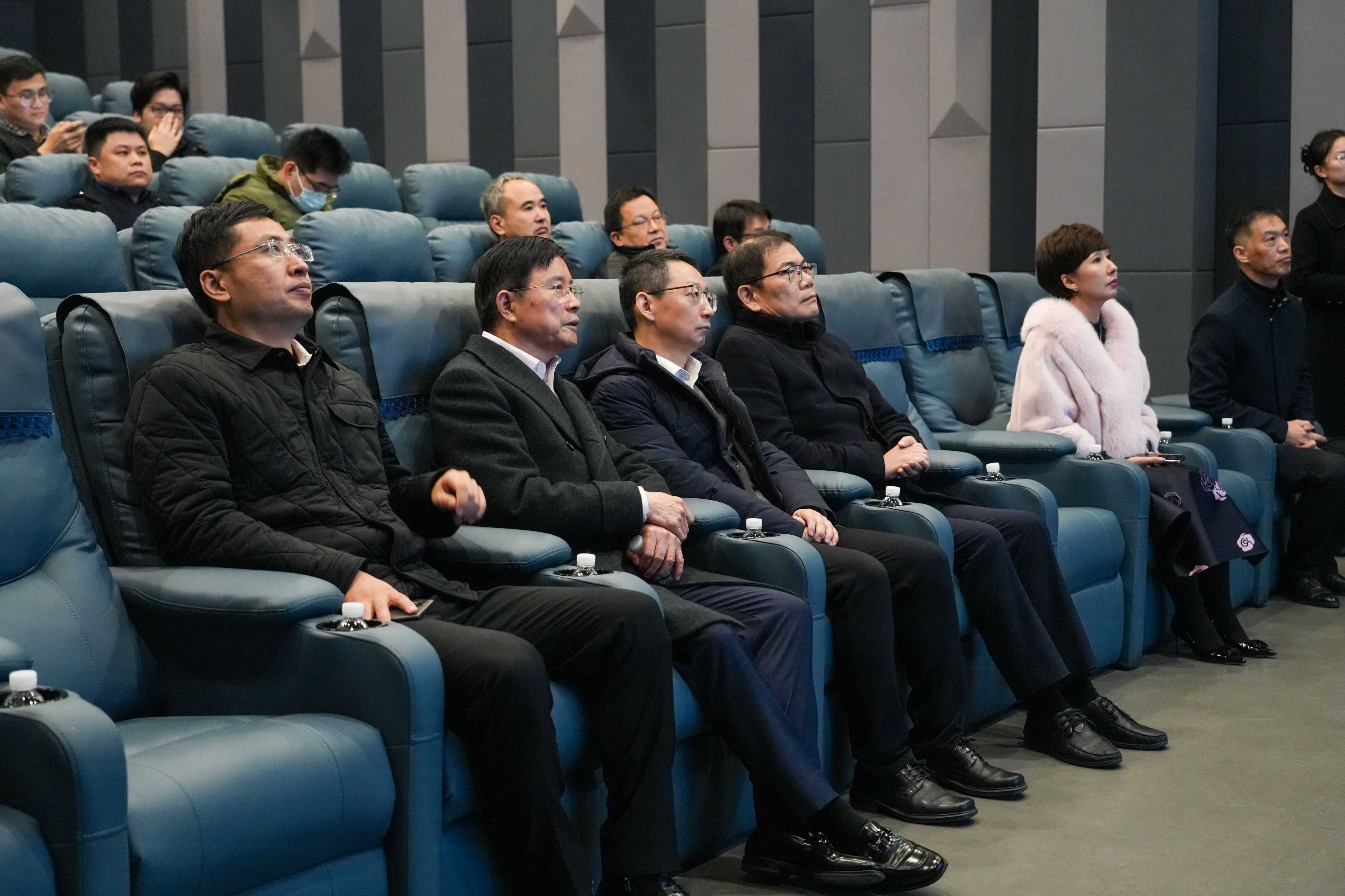 寧波市黨政領(lǐng)導(dǎo)一行赴音王集團(tuán)考察調(diào)研，共鑄科技文化融合發(fā)展