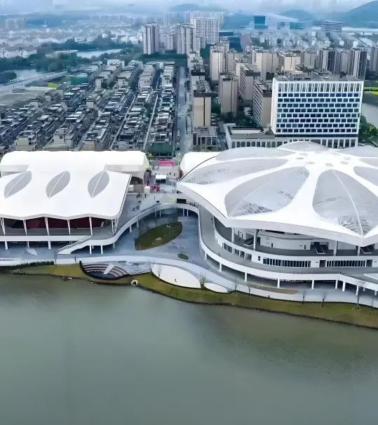 湖州國際網(wǎng)球中心 | 從紅土到天籟，音王擴聲系統(tǒng)護航國際賽事